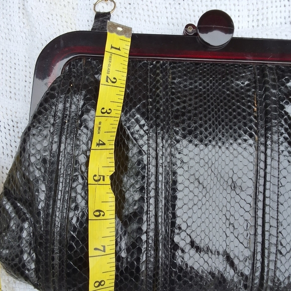 Vintage‎ Lucite closure snakeskin bag - Picture 11 of 16